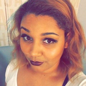 Meet your Posher, Toni